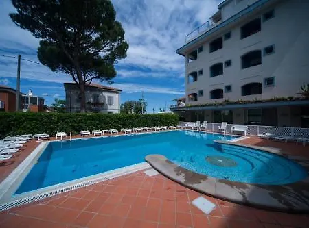 Hotel Ricchi 3 Stelle Superior Rímini