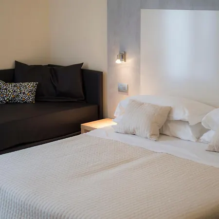 Ricchi 3 Stelle Superior Hotel