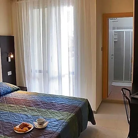 Hotel Ricchi 3 Stelle Superior Rímini
