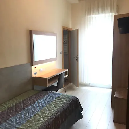 Ξενοδοχείο Ricchi 3 Stelle Superior 3*