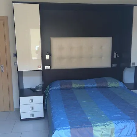 Hotel Ricchi 3 Stelle Superior