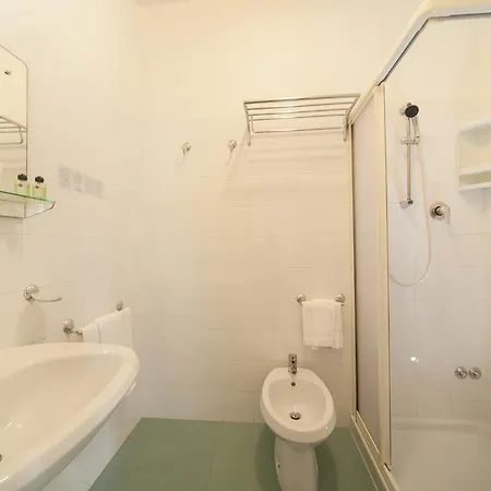 Hotel Ricchi 3 Stelle Superior