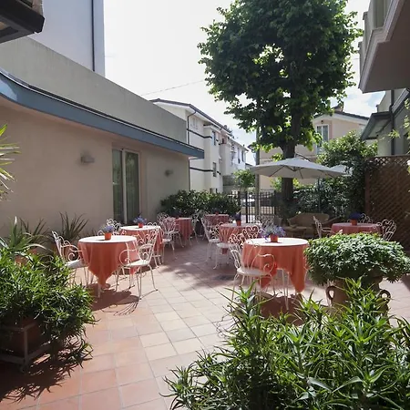 Ricchi Otel 3*