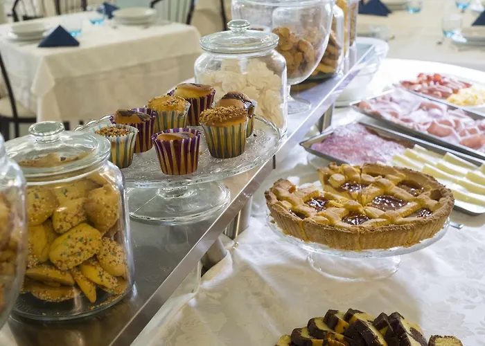 Ξενοδοχείο Ricchi 3*